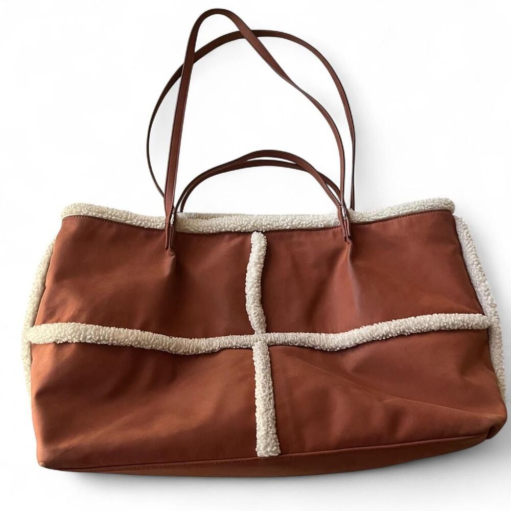 Universal Threads Brown & White Sherpa trim tote bag